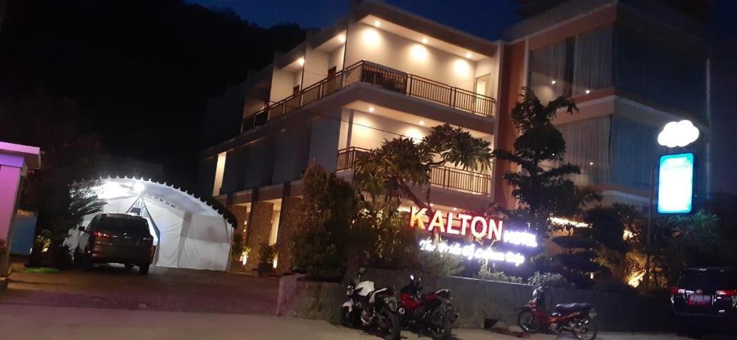 Kalton Hotel 라부안 바조 외부 사진